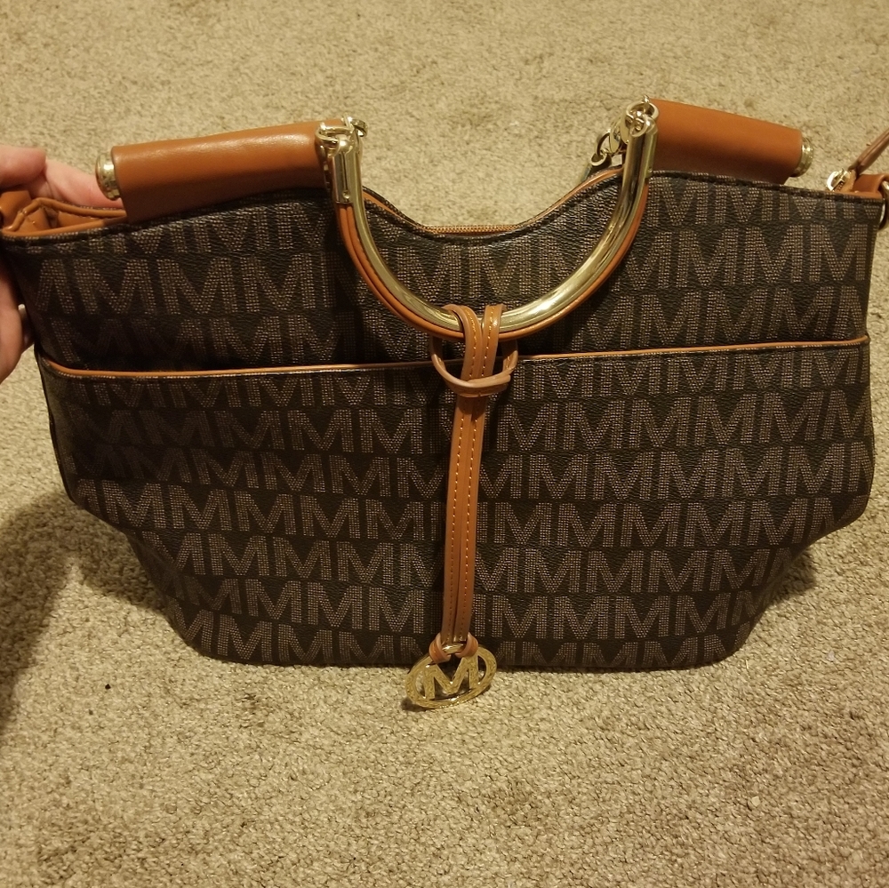 NWOT Milan purse
